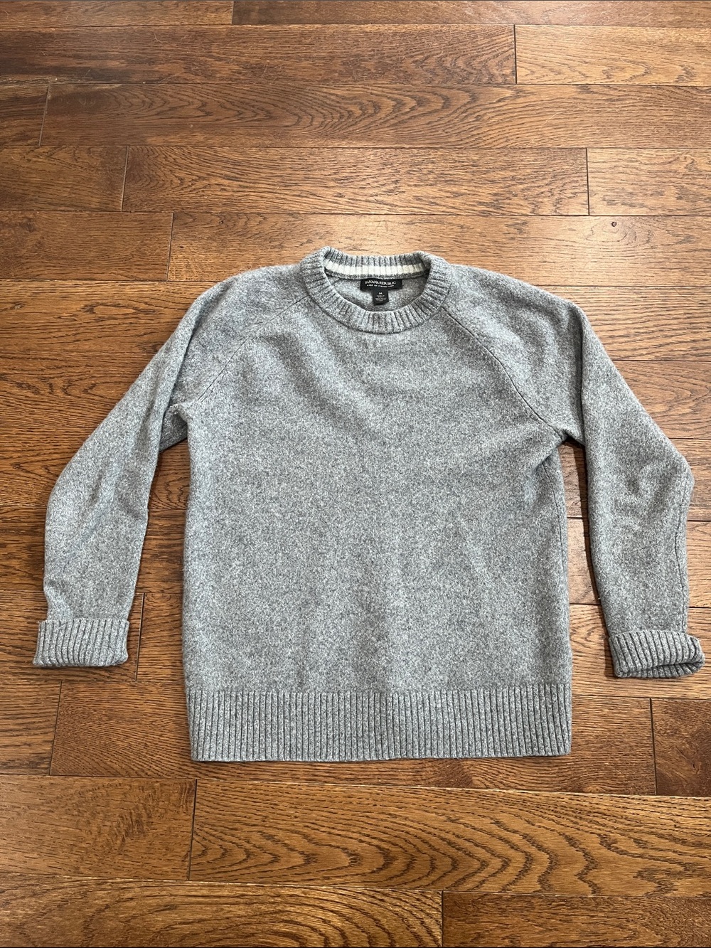 Women’s Italian Wool Gray Crewneck Sweater